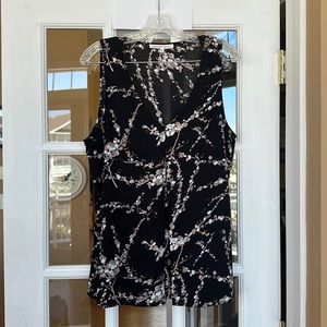 Daniel Rainn black sleeveless patterned blouse